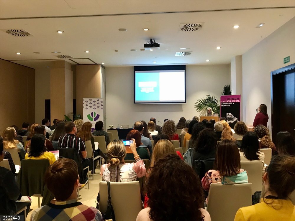Los psicólogos se reivindican como expertos en cambio de actitudes ante la violencia de género Celebración de las Jornadas sobre Violencia Sexual, Agresores y Menores