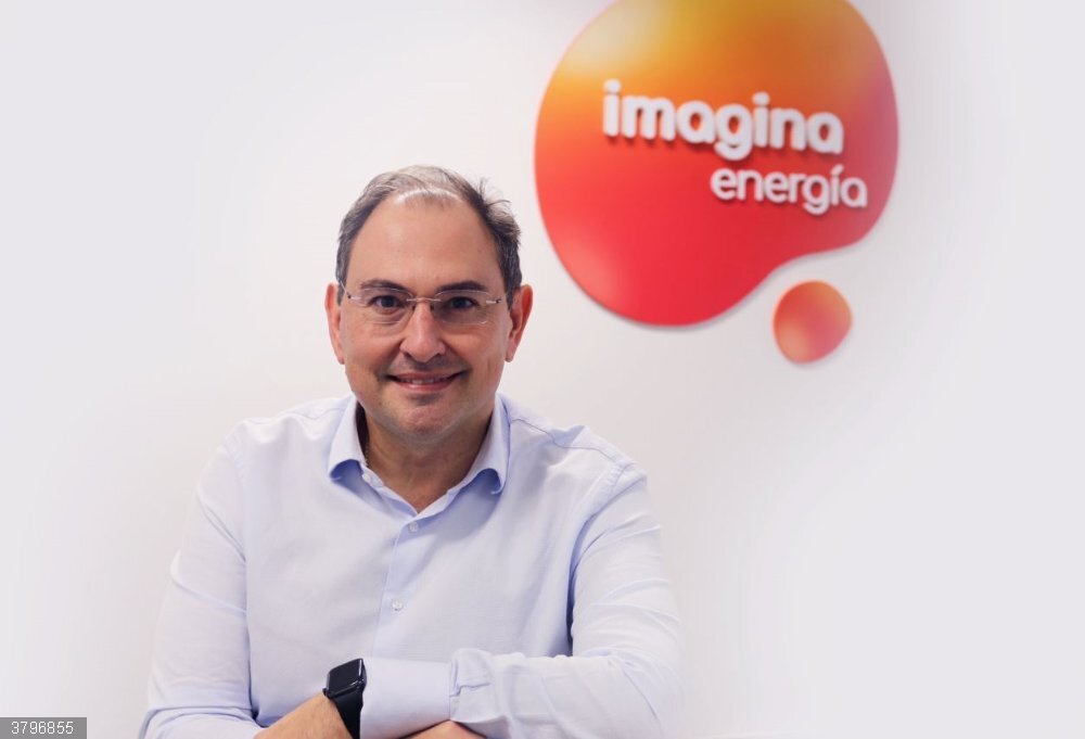 El 45% de los madrileños rechaza la nueva factura de la luz y el 92% cambiaría su estilo de vida para ahorrar El director general de Imagina Energía, Santiago Chivite, señala que cerca de la mitad de los consumidores madrileños realizarán a partir de ahora un uso más consciente de la energía