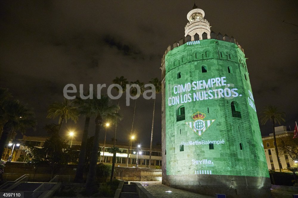 La Torre Del Oro De Sevilla Iluminada Con Los Colores Del Real Betis Para La Final De La Copa 6956