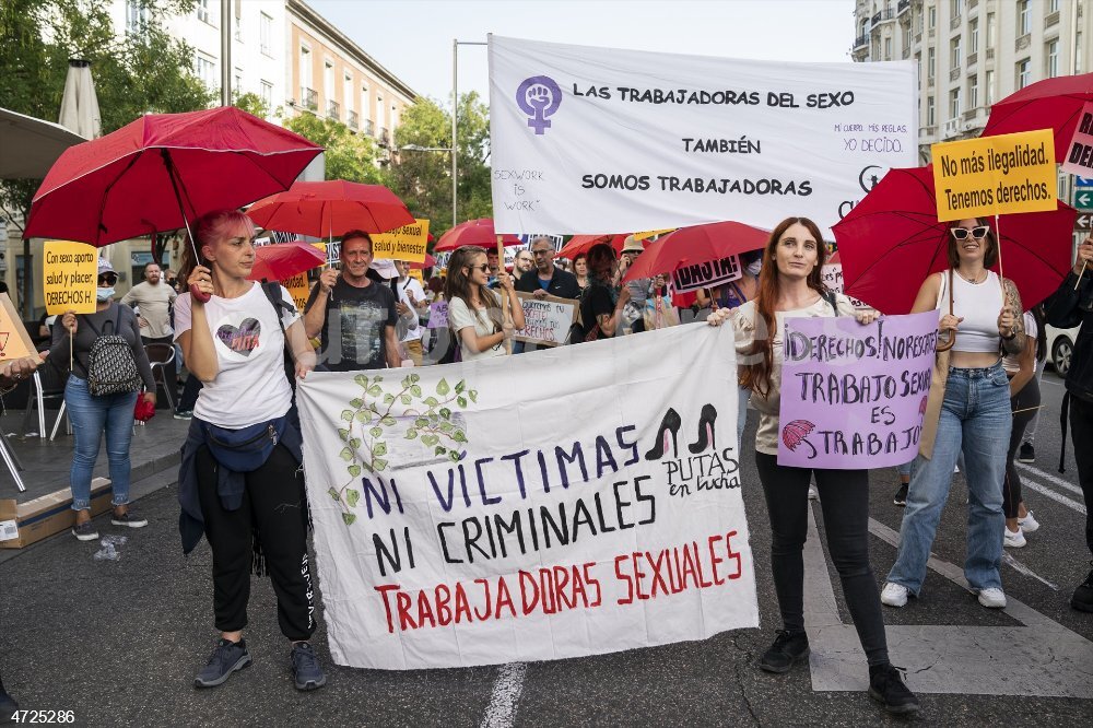 Trabajadoras Sexuales Protestan Contra La Proposición De Ley Del Psoe Para Abolir La 3506