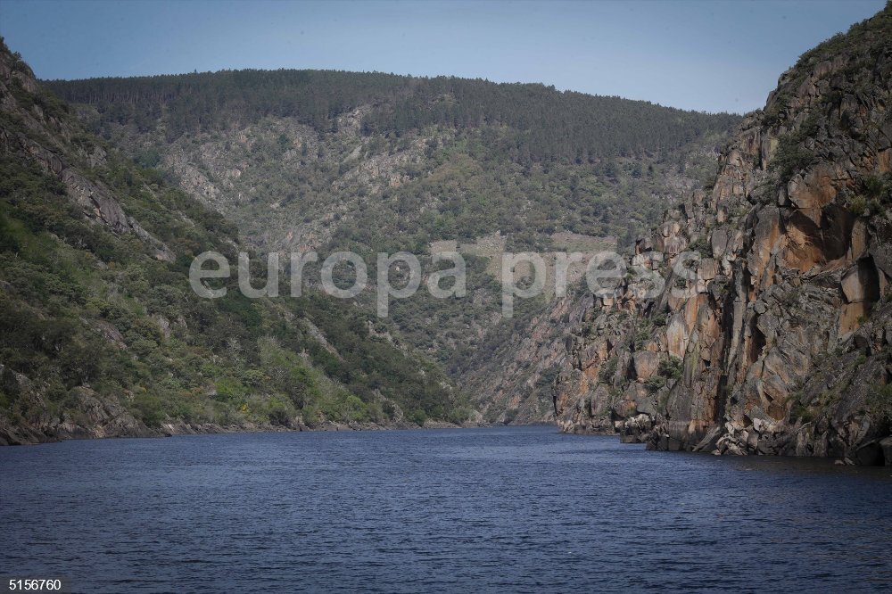 catamaran rio sil diputacion de lugo