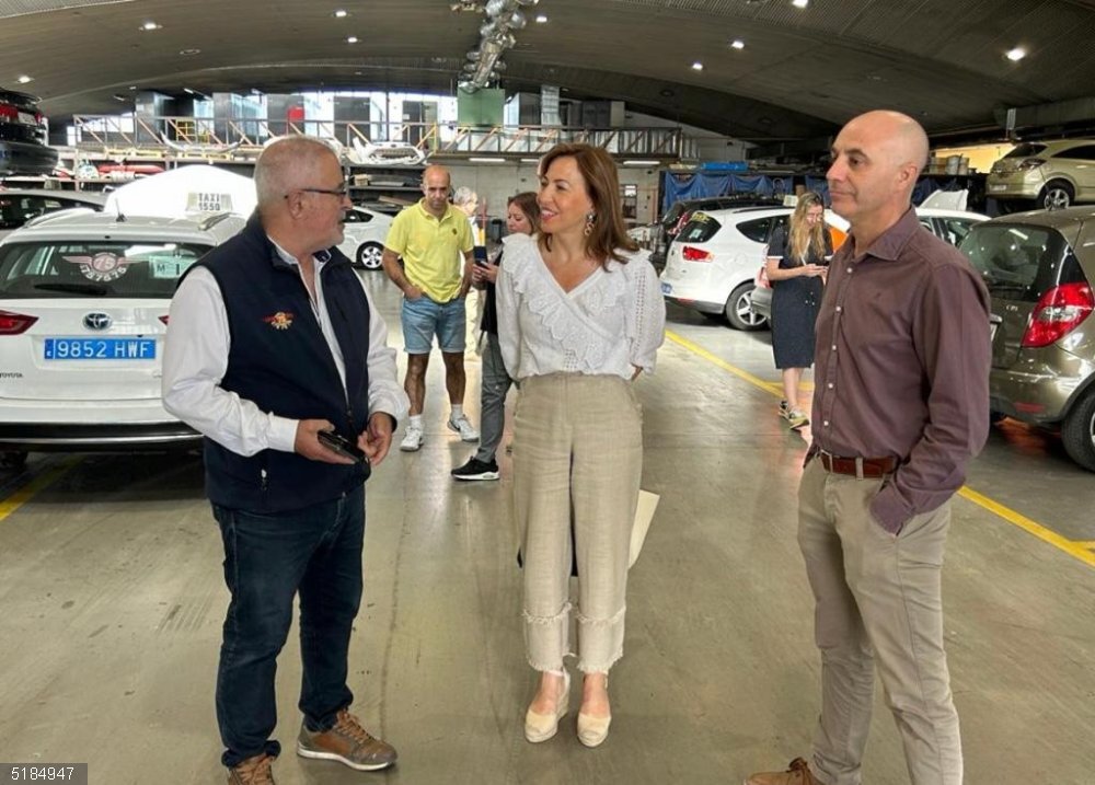 La candidata del Partido Popular (PP) a la Alcaldía de Zaragoza, Natalia Chueca, ha presentado un nuevo servicio de "taxi seguro" para personas vulnerables La candidata del Partido Popular (PP) a la Alcaldía de Zaragoza, Natalia Chueca, ha presentado un nuevo servicio de "taxi seguro" para personas vulnerables