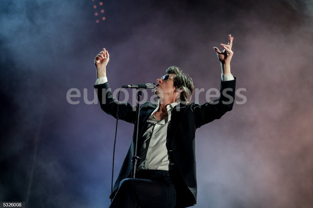 Arctic Monkeys provocan una ola de euforia en Madrid con un directo  impecable