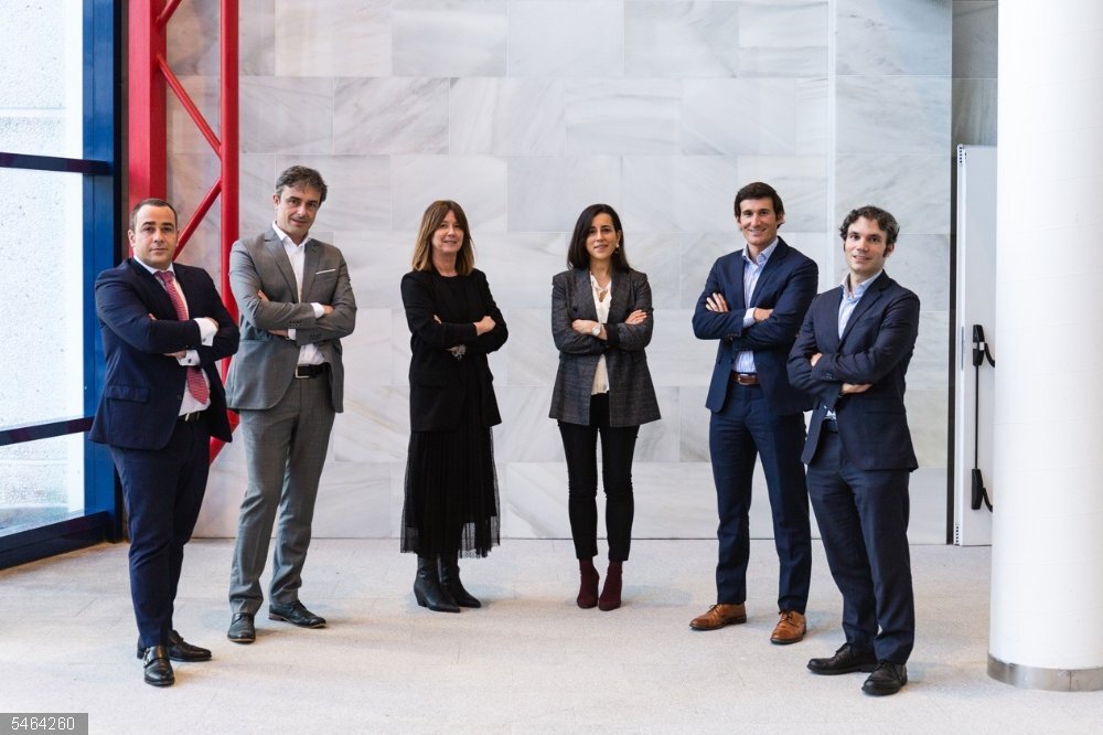 Sociedad de capital riesgo Easo Ventures canaliza inversiones por valor de 6,6 millones en 29 operaciones desde 2021 Equipo directivo de la sociedad de capital riesgo Easo Ventures