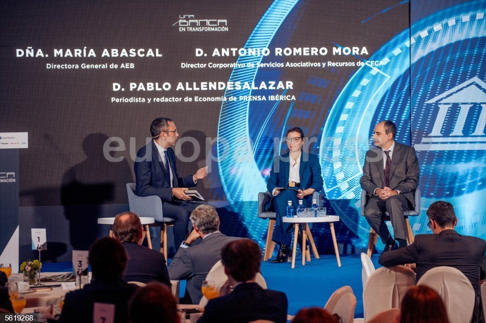 Prensa Ibérica celebra un encuentro sobre la banca - EUROPAPRESS