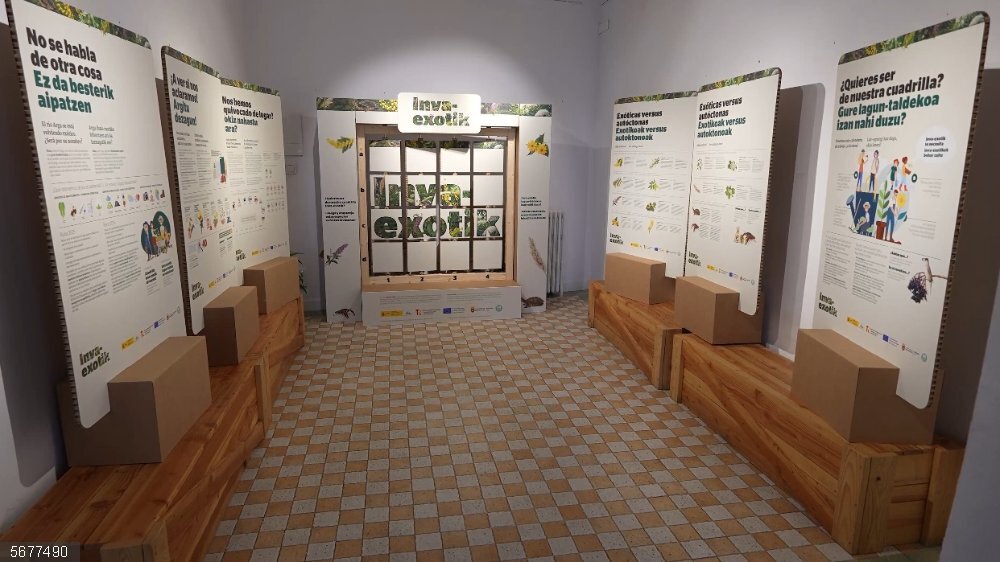 Geltoki acoge una exposición sobre "el peligro" que suponen las especies exóticas invasoras y cómo "contrarrestarlo" Imagen de la muestra '¡INVA-EXOTIK'