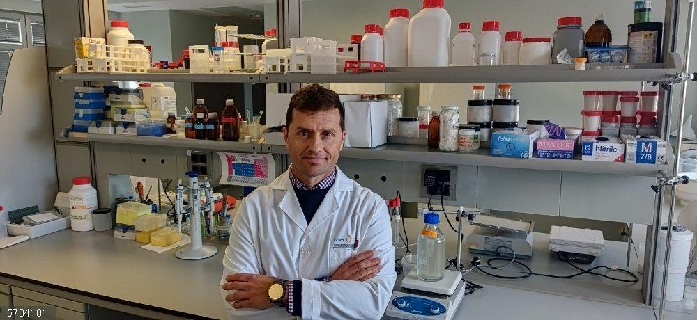 Antonio Abel Lozano Pérez, del departamento de Biotecnología, Genómica y Mejora Vegetal del IMIDA Antonio Abel Lozano Pérez, del departamento de Biotecnología, Genómica y Mejora Vegetal del IMIDA