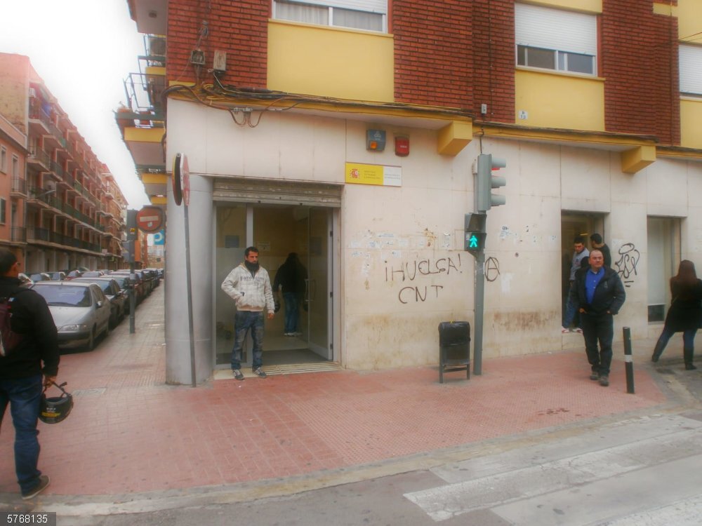 Valencia.- CSIF insta a acelerar el desdoble de la oficina SEPE de Burjassot con Paterna y pide un aumento de plantilla Oficina SEPE de Burjassot