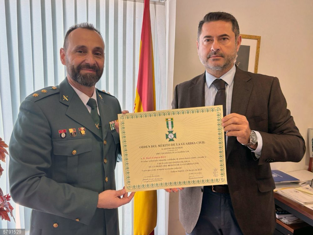 El teniente coronel, Diego Mercader, y el fiscal jefe de Cartagena, David Campayo El teniente coronel, Diego Mercader, y el fiscal jefe de Cartagena, David Campayo