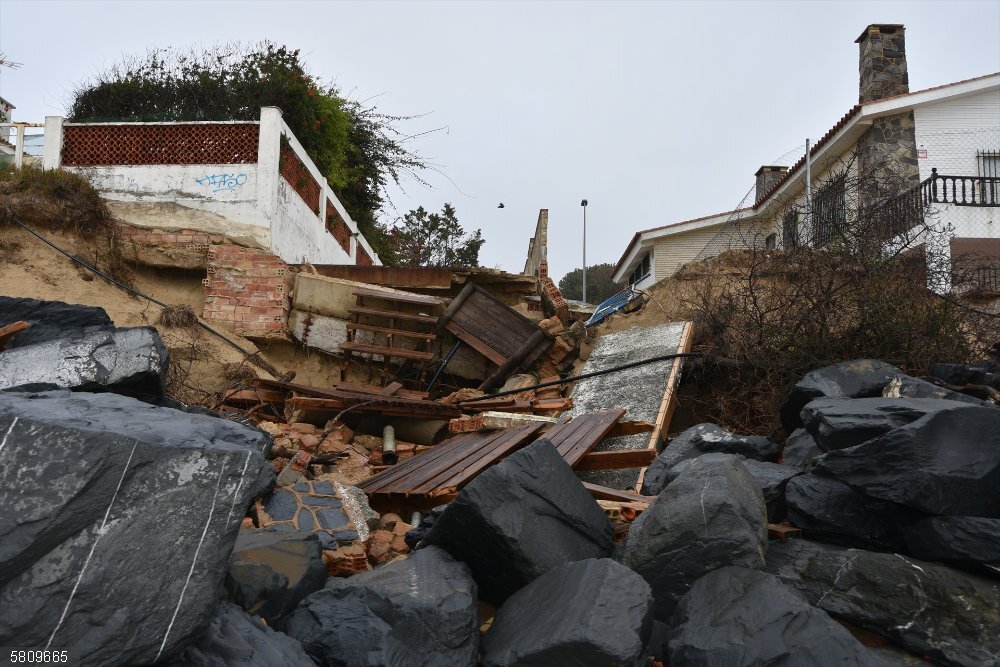 Destrozos en El Portil (Huelva). Destrozos en El Portil (Huelva).