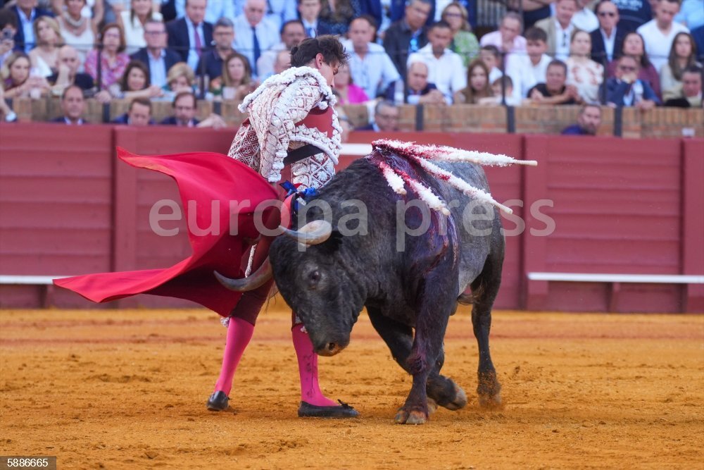 Corrdia Rouca Corrida de toros de Victorino Martín para los diestros Manuel Escribano ...