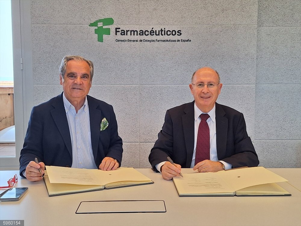 Farmacéuticos y la Sociedad de Fitoterapia apuestan por la formación en el estudio de plantas medicinales El Consejo General de Colegios Farmacéuticos y la Sociedad Española de Fitoterapia apuestan por la formación de la profesión en el estudio de las plantas medicinales