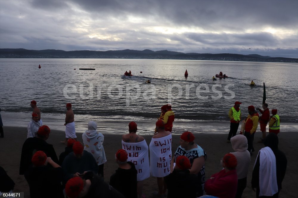 Annual Winter Solstice Nude Swim in Australia EUROPAPRESS