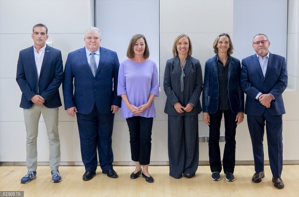 Empresas.- Dexcom y la Universitat de Girona presentan en el Congreso su cátedra de investigación en IA y diabetes Dexcom y Universitat de Girona y Dexcom presentan en el Congreso su cátedra de investigación en IA y diabetes.