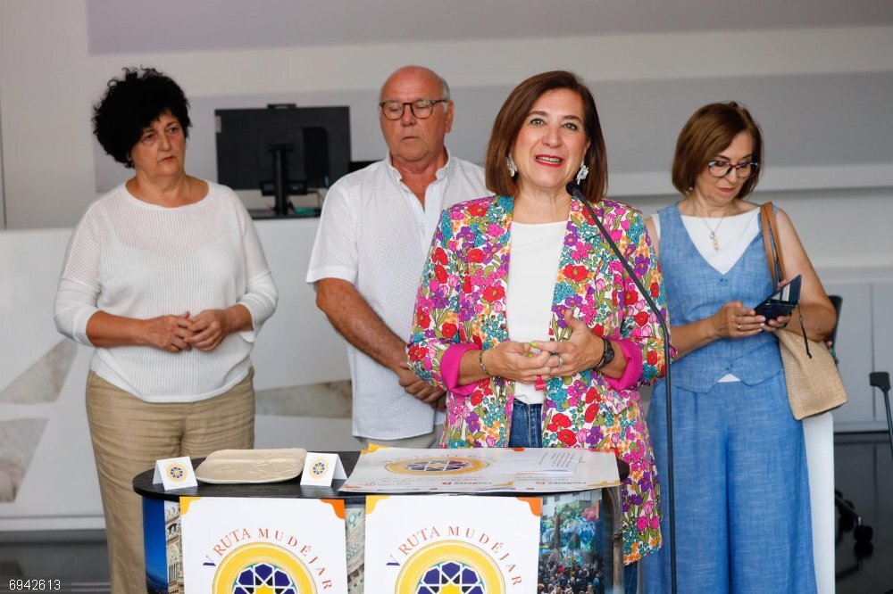 Zaragoza.- La V Ruta de la Tapa Mudéjar ofrece gastronomía en 15 establecimientos y rutas teatralizadas La consejera municipal de Cultura, Educación y Turismo, Sara Fernández, preenta la V Ruta de la Tapa Mudejar