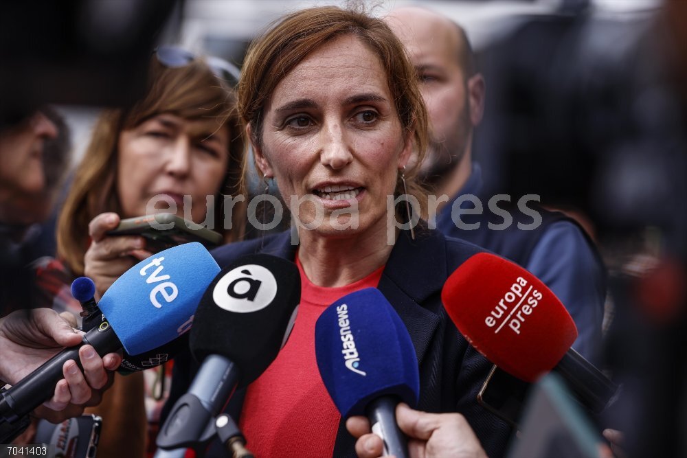 Mónica García visita Valencia a días del aniversario de la dana La ministra de Sanidad, Mónica García, se reúne con afectados por la dana, asociaciones de víctimas y equipos de respuesta, a 20 de octubre de 2025, en Catarroja, Valencia, Comunidad Valenciana (España). Mónica García ha viajado a Valencia para reunirse con afectados por la dana, asociaciones de víctimas y equipos de respuesta y hacer un seguimiento sobre el terreno de la evolución de las zonas afectadas por la dana el 29 de octubre de 2024.