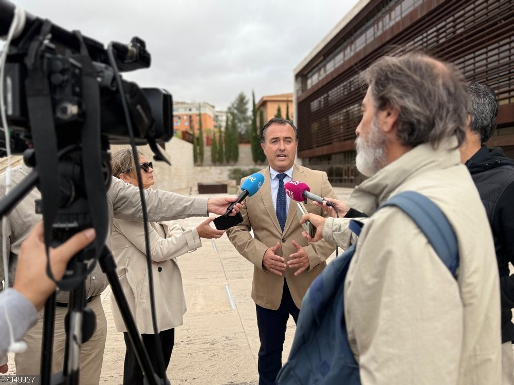 Vox C-LM solicita a la Fiscalía que actúe para esclarecer las causas y consecuencias "de la crisis de los cribados" El presidente del Grupo Parlamentario Vox en las Cortes de C-LM, David Moreno.