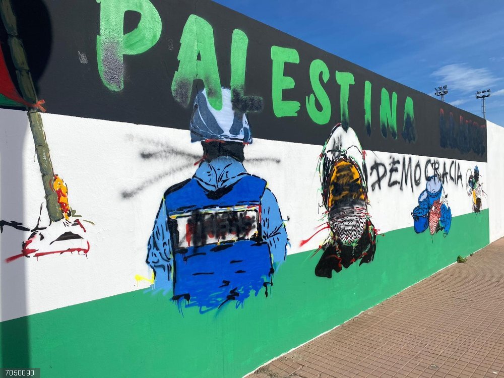 Vandalizan el mural en apoyo al pueblo palestino en Ciutadella Vandalizan el mural en apoyo al pueblo palestino en Ciutadella