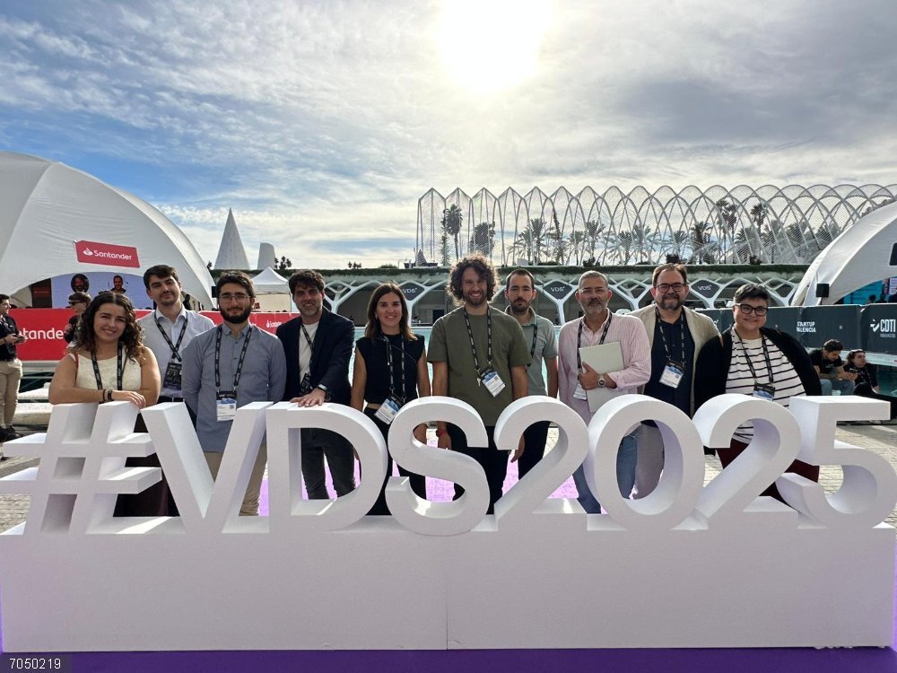 Industria participa en el evento VALENCIA DIGITAL SUMMIT (VDS) junto con seis proyectos digitales navarros Uno de los grupos participantes en el Valencia Digital Summit.
