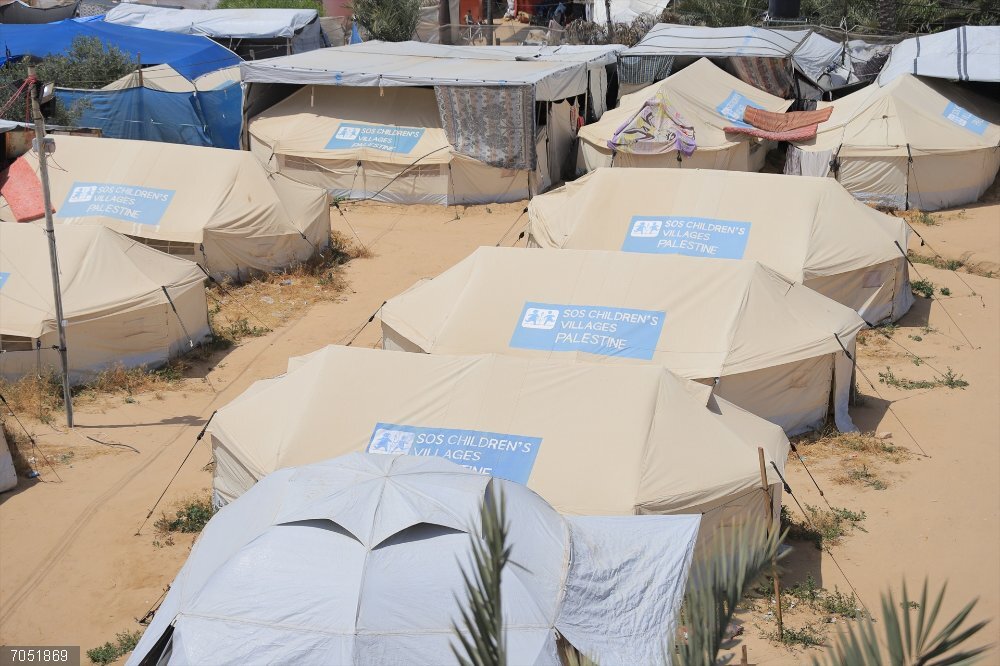Comité de Emergencia urge a conseguir fondos tras el alto el fuego en Gaza: "Las necesidades son incalculables" Campamento provisional de Aldeas Infantiles en Gaza.