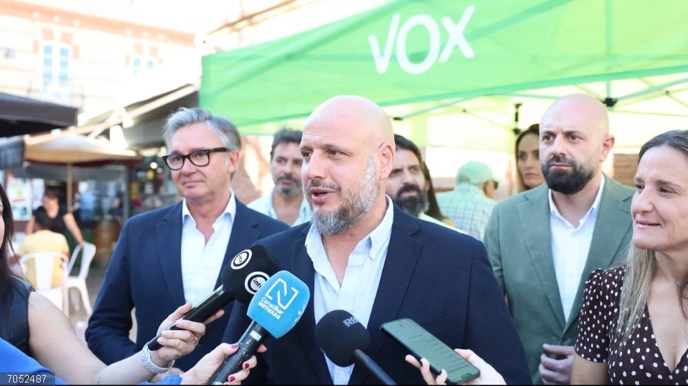 Almería.-Agua.-Vox acusa a PP y PSOE de desdeñar un Plan Nacional de Agua, que resolvería "todos los problemas hídricos" El parlamentario andaluz y portavoz nacional de Vox de Trabajo y Campo, Rodrigo Alonso.