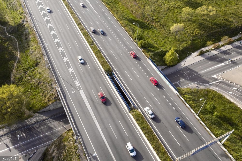 Economía/Motor.- Anfac pide un enfoque "más realista y pragmático" para la política de reducción de emisiones para 2035 Anfac, coches, carreteras, vehículos eléctricos, objetivos UE