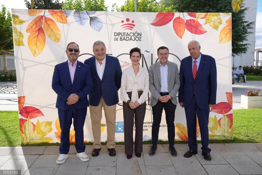 Valdivia acoge el primer foro del II Otoño Municipalista como un espacio de diálogo y apoyo a los ayuntamientos pacenses Valdivia acoge el primero de los foros del II Otoño Municipalista.