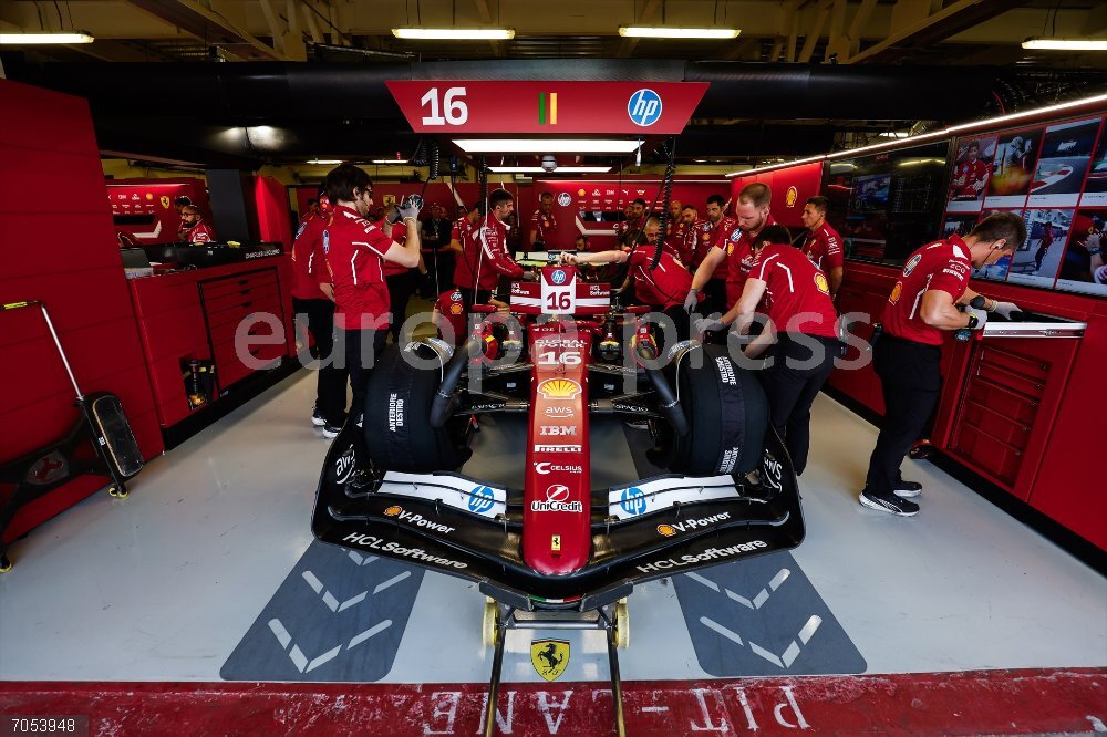 F1 - MEXICO CITY GRAND PRIX 2025 LECLERC Charles (mco), Scuderia Ferrari SF-25, portrait during the 2025 Formula 1 Mexico City Grand Prix, 20th round of the 2025 FIA Formula One World Championship from October 24 to 26, 2025 on the Autodromo Hermanos Rodriguez, in Mexico City, Mexico - Photo Javier Jimenez / DPPI