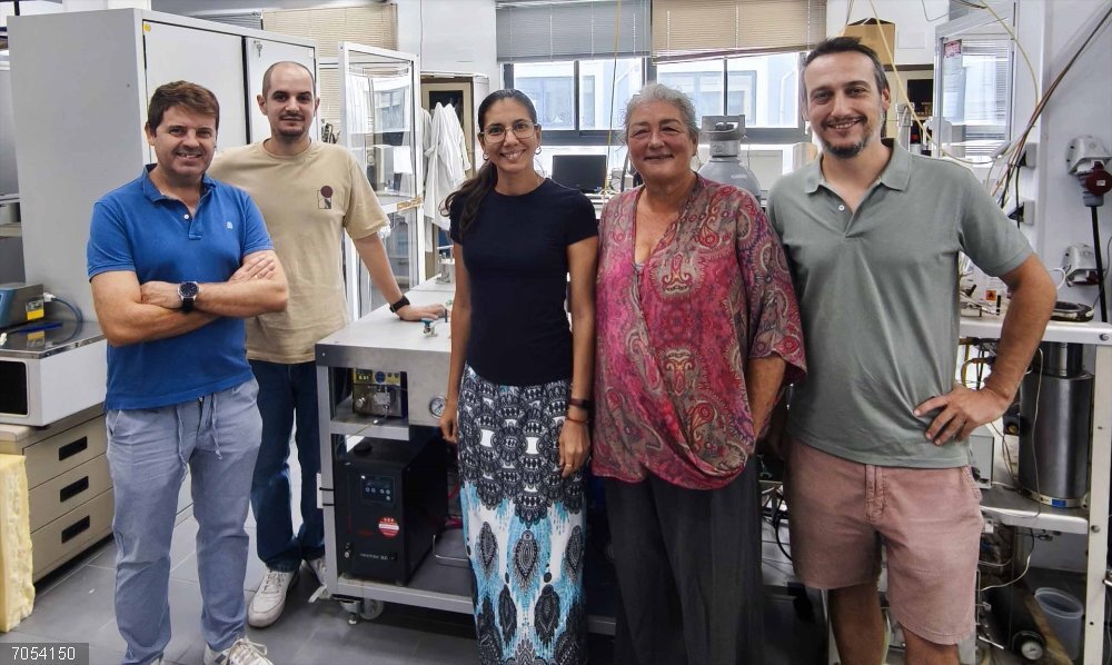 Equipo de la UCA que desarrolla esta investigación. Equipo de la UCA que desarrolla esta investigación.