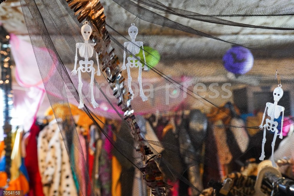 La Junta advierte de los riesgos que se deben evitar en disfraces para Halloween Imagen de disfraces de Halloween.