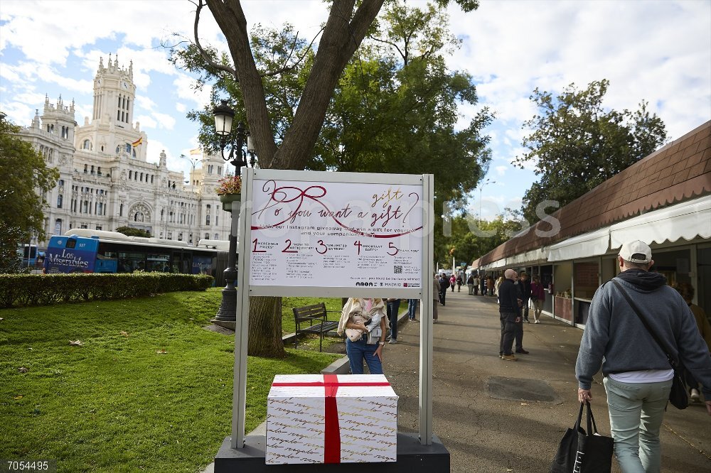 Recoletos se llena de artesanía con su feria de Otoño Feria de Otoño de Artesanía en Recoletos, a 25 de octubre de 2025, en Madrid (España). La VII edición de la Feria de Otoño de Artesanía llena el Paseo de Recoletos con muestras elaboradas a mano siguiendo principios de tradición, sostenibilidad y decoración así como sorteos.