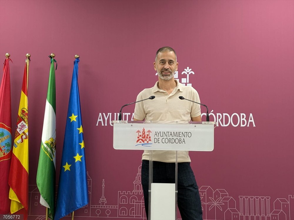 Córdoba.-El PSOE municipal reclama inversiones y programas de ocio en Poniente Norte El concejal socialista Ángel Ortiz.