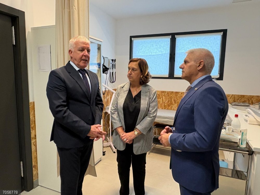 El alcalde de Ajofrín (Toledo) pide a la Junta que el municipio recupere el servicio de pediatría Inauguración del nuevo Consultorio Médico de Ajofrín (Toledo)