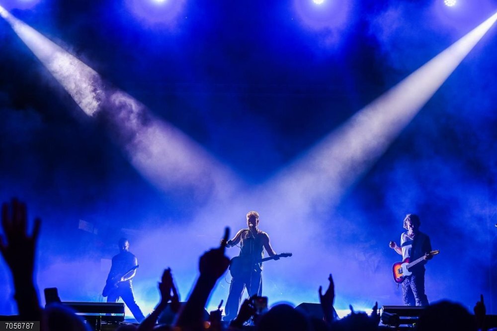 Más de 8.000 personas disfrutan del indie, el pop y el rock en Santa Cruz con el 'Tenerife Peñón Fest' Más de 8.000 personas disfrutan del indie, el pop y el rock en Santa Cruz con el 'Tenerife Peñón Fest'