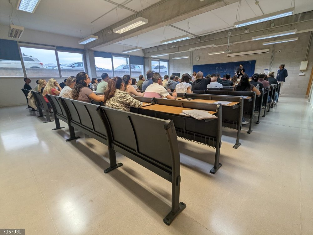 Más de 1.600 personas se presentan a la nueva convocatoria para cobertura de plazas del área de Calidad Urbana de Emaya Más de 1.600 personas se presentan a la nueva convocatoria para cobertura de plazas del área de Calidad Urbana de Emaya
