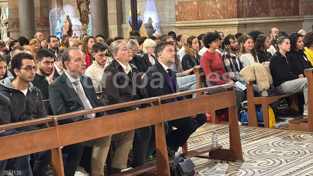 Espadaler valora a los jóvenes del Bel-Espoir en un mundo que va "hacia atrás" en defensa de la paz Misa en Marsella para recibir a los jóvenes del Bel-Espoir
