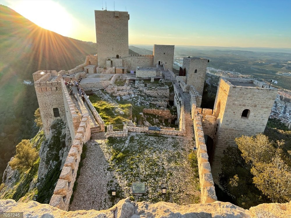 Jaén.- Turismo.- El Castillo de Santa Catalina registra cerca de 43.100 visitantes en 2025 Imagen panorámica del Castillo de Santa Catalina de Jaén.