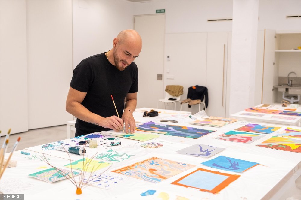La Fábrica de Creación abre a los ciudadanos para conocer el trabajo del artista residente Juan Pablo Alcíbar La Fábrica de Creación abre a los ciudadanos para conocer el trabajo del artista residente Juan Pablo Alcíbar