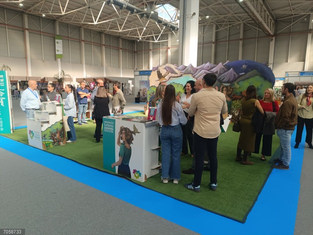 Varios expositores en Tierra Adentro 2025. Varios expositores en Tierra Adentro 2025.