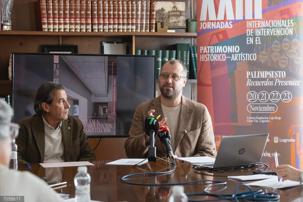 Presentación Jornadas Internacionales de Intervención en el Patrimonio Presentación Jornadas Internacionales de Intervención en el Patrimonio