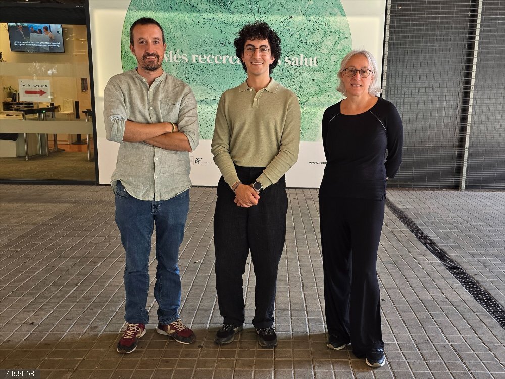 Un protocolo "integral" mejora la recuperación tras la hemorragia intracerebral, según un estudio Pol Camps, Álvaro Lambea-Gil y Natalia Pérez de la Ossa