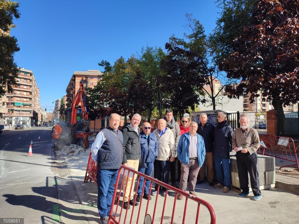 Marqués de la Ensenada mejora su seguridad vial con un nuevo paso para peatones junto al CEIP Bretón de los Herreros El Ayuntamiento de Lgoroño mejora la seguridad vial en la calle Marqués de la Ensenada con un nuevo paso para peatones a la altura del colegio Bretón de Los Herreros