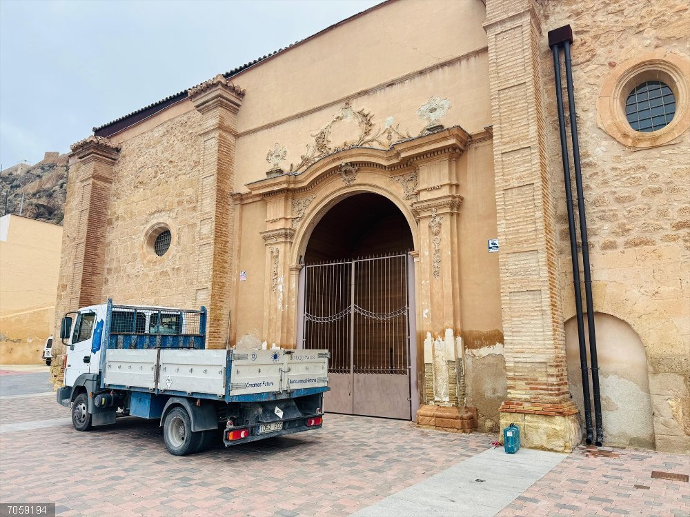 El Ayuntamiento de Lorca inicia los trabajos de restauración de la portada principal de la Iglesia de Santa María Iglesia de Santa María de Lorca