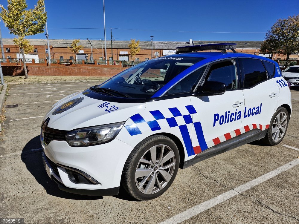 Sucesos.-Tres detenidos en Palencia por atentado a la policía cuando eran atendidos en un centro de salud tras una pelea Tres detenidos en Palencia por atentado a la policía cuando eran atendidos en un centro de salud tras una pelea.