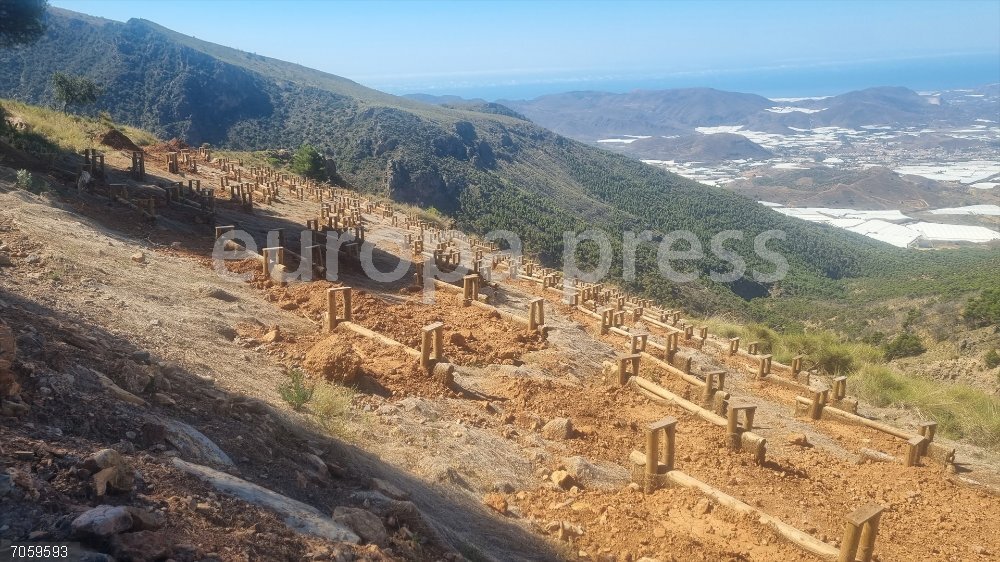 Almería.- La Junta destaca una inversión de 8,8 millones en los espacios de la Red Natura 2000 durante 2024 Trabajos de restauración ambiental en terrenos mineros del paraje El Segundo, en el término municipal de Berja (Almería).