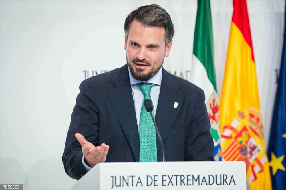 Una treintena de asociaciones recibirán subvenciones para atender a personas con discapacidad o enfermedad mental grave El consejero de Presidencia, Interior y Diálogo Social, Abel Bautista
