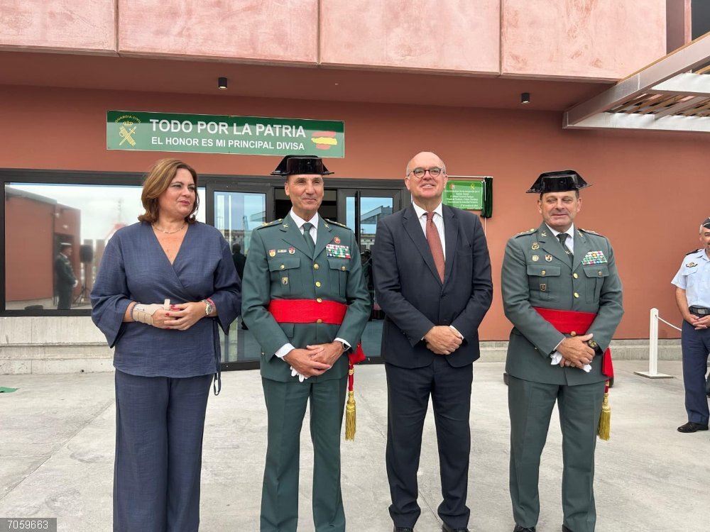 La Guardia Civil inaugura sus nuevas dependencias en el Puerto de La Luz y de Las Palmas La Guardia Civil inaugura sus nuevas dependentes en el Puerto de La Luz (Gran Canaria)
