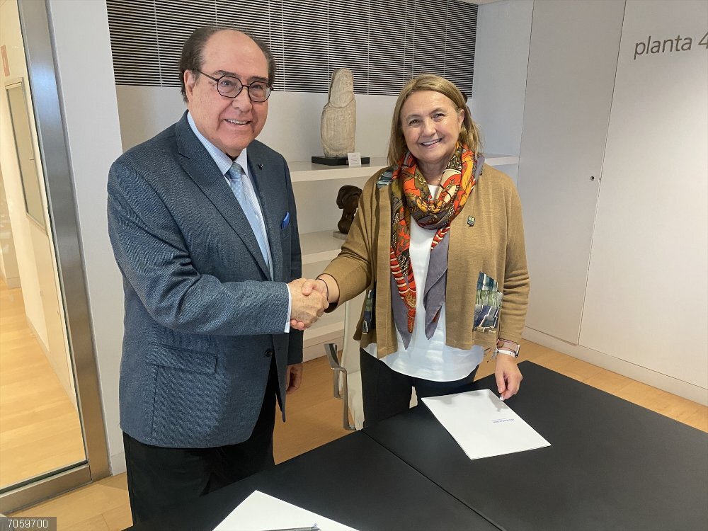 La presidenta de la Fundación Robert F. Kennedy será nombrada profesora honoris causa por la UIE Firma del protocolo de colaboración entre UIE, Afundación y RFK Human Rights Spain