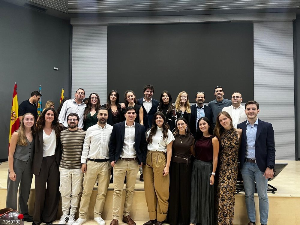 Médicos residentes de la Comunitat Valenciana y Murcia abordan en Elche técnicas para tratar enfermedades del riñón Celebración de la 47 Reunión de residentes de las asociaciones de Urología de la Comunitat Valenciana y Murcia en el Hospital General Universitario de Elche