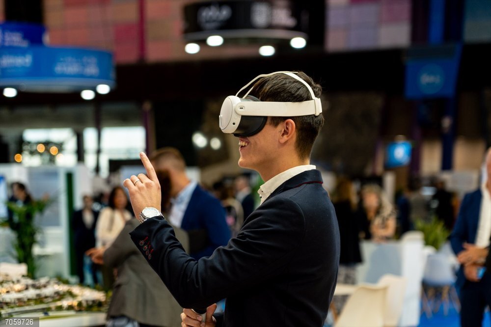 Málaga.- La Zona Innova de Simed 2025 tendrá como protagonistas a tecnología, industrialización y sostenibilidad La Zona Innova de Simed 2025, Salón Inmobiliario del Mediterráneo, acogerá una amplia representación de empresas especializadas, el Foro Innova by Bilba y la IV edición de la Open Call for Startups.